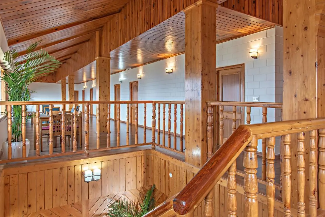 Hotel Echor Bhramara Estate, Kharapathar